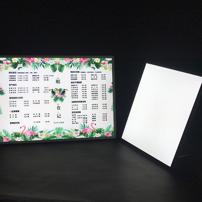 Caja de luz LED de vidrio horizontal con marco de aluminio estrecho gris