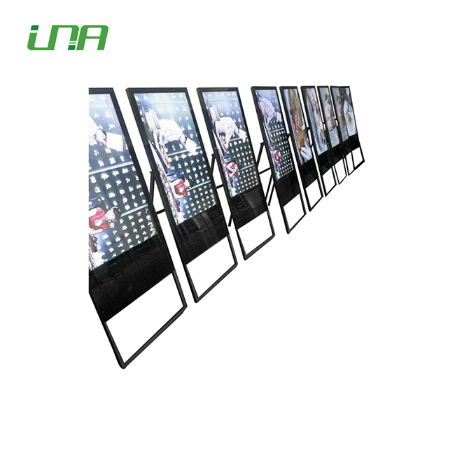Exhibición portátil del cartel del LCD Digital del retrato de la publicidad de 32' interior